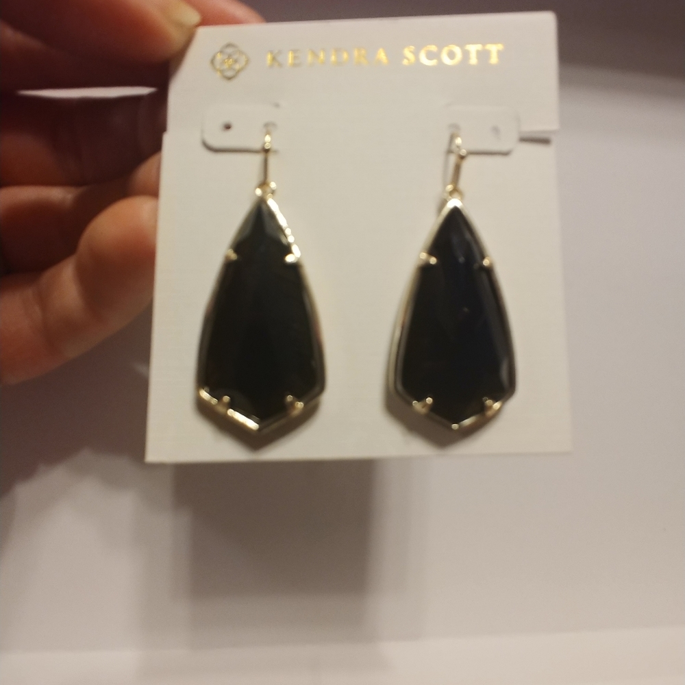 Nwot Kendra Scott earrings black and gold
